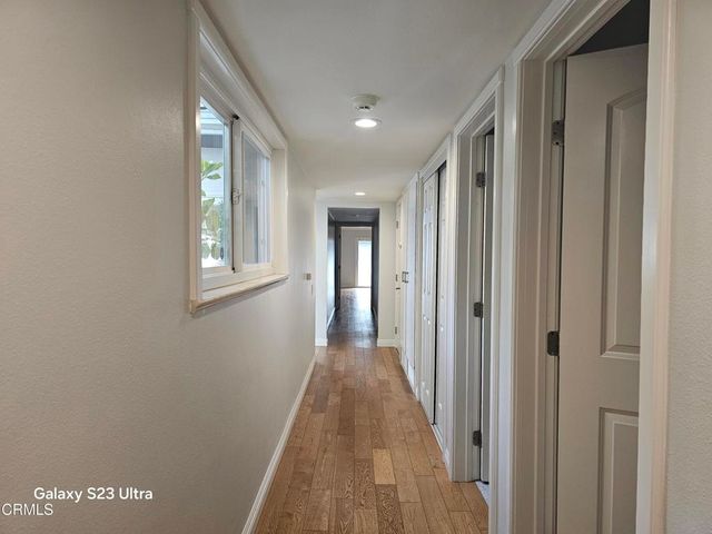 2708 Pinelawn Drive, La Crescenta, CA 91214