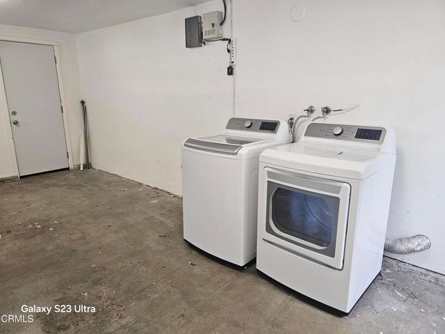 2708 Pinelawn Drive, La Crescenta, CA 91214