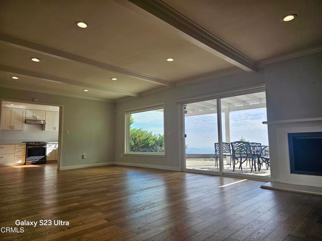 2708 Pinelawn Drive, La Crescenta, CA 91214