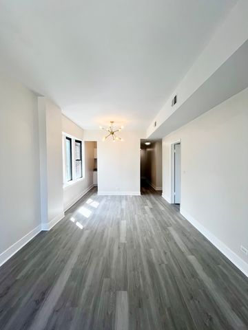 2258 S Sacramento Avenue 3, Chicago, IL 60623