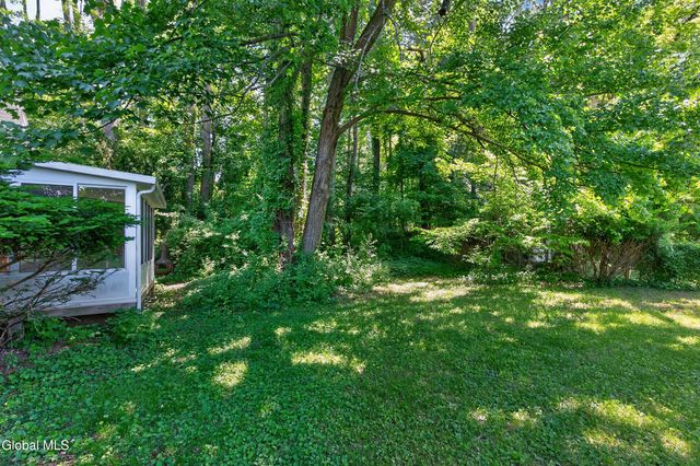 79 Willow Street, Guilderland, NY 12084
