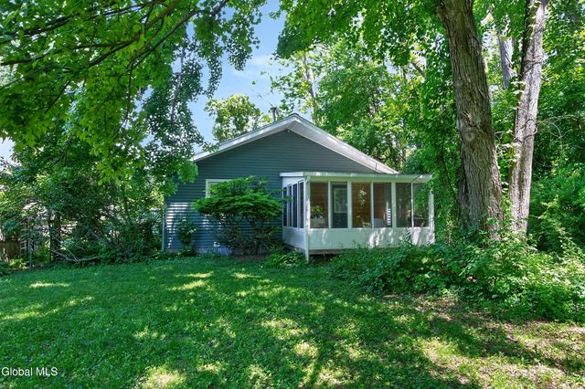 79 Willow Street, Guilderland, NY 12084
