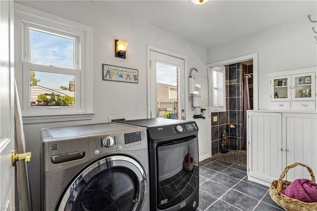 5316 Hamilton LN, Virginia Beach, VA 23462