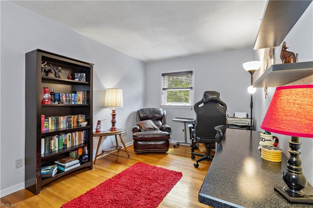 5316 Hamilton LN, Virginia Beach, VA 23462