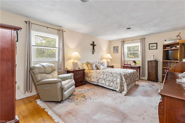 5316 Hamilton LN, Virginia Beach, VA 23462