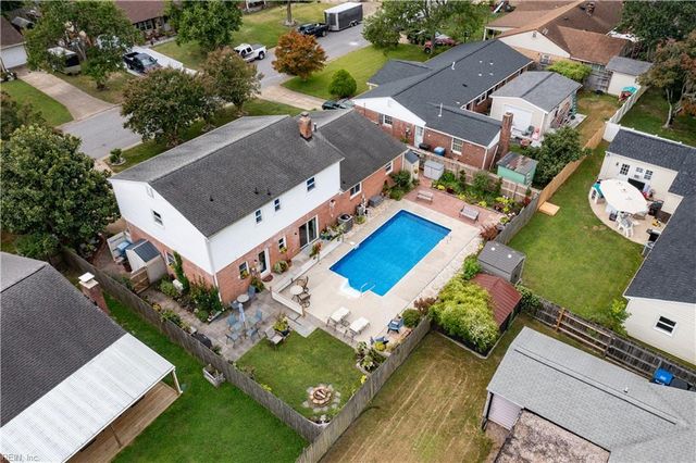 5316 Hamilton LN, Virginia Beach, VA 23462