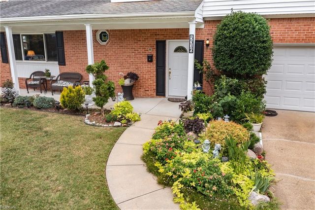 5316 Hamilton LN, Virginia Beach, VA 23462
