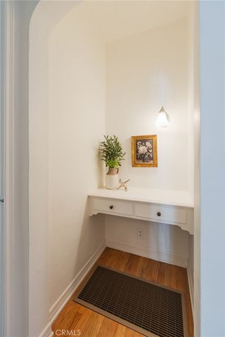 1964 Palmerston, Los Angeles, CA 90027