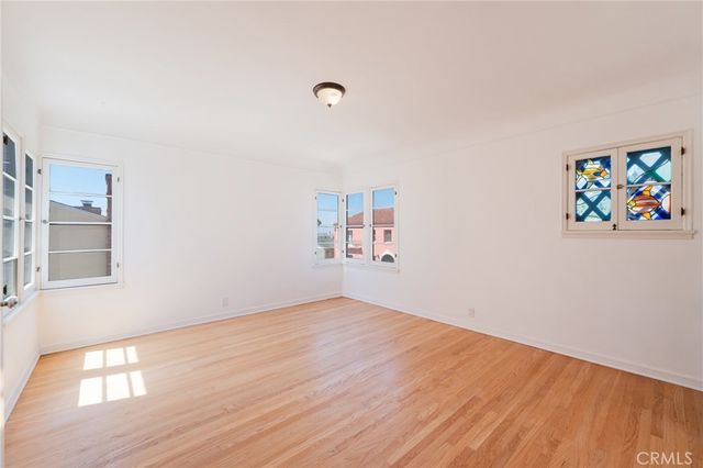 1964 Palmerston, Los Angeles, CA 90027