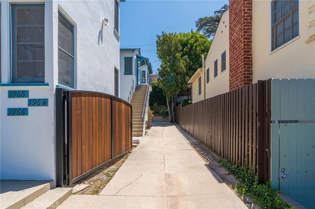1964 Palmerston, Los Angeles, CA 90027