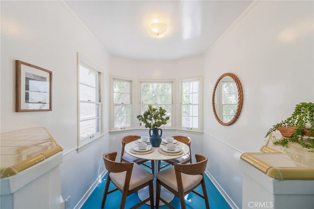 1964 Palmerston, Los Angeles, CA 90027
