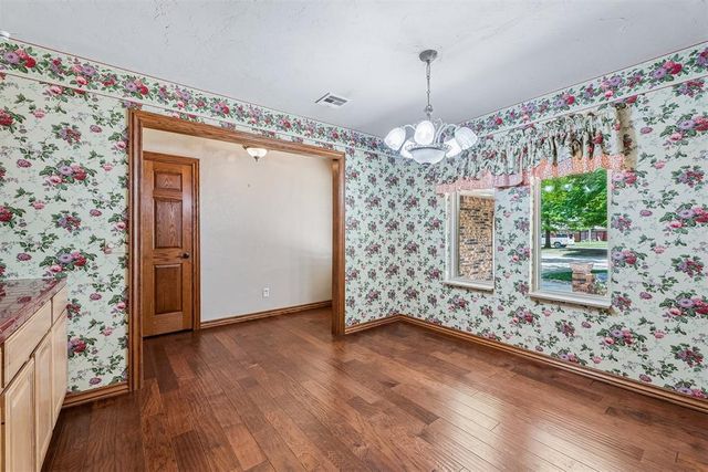 1629 Exeter Court, Oklahoma City, OK 73159