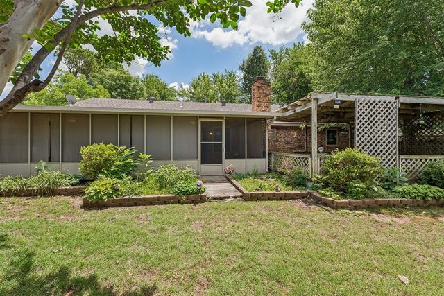 1629 Exeter Court, Oklahoma City, OK 73159
