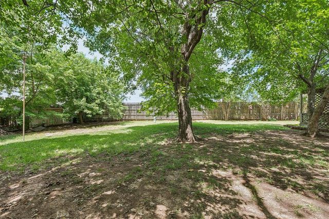 1629 Exeter Court, Oklahoma City, OK 73159