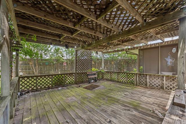 1629 Exeter Court, Oklahoma City, OK 73159