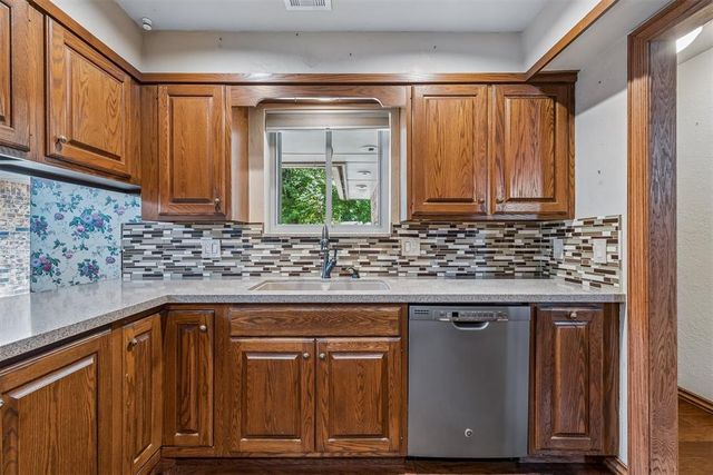 1629 Exeter Court, Oklahoma City, OK 73159