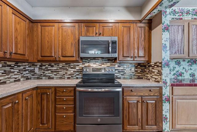 1629 Exeter Court, Oklahoma City, OK 73159