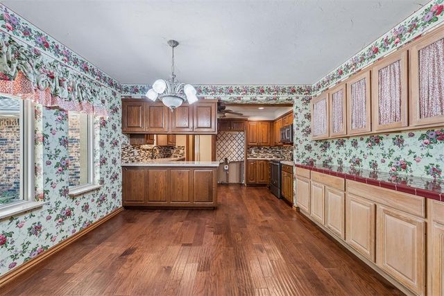 1629 Exeter Court, Oklahoma City, OK 73159