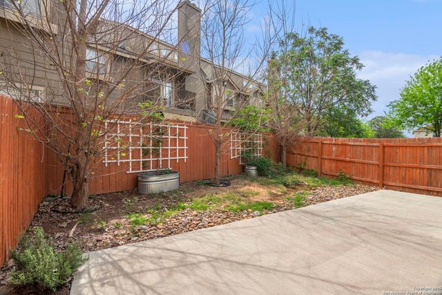5911 Eckhert Rd Unit 144, San Antonio, TX 78240