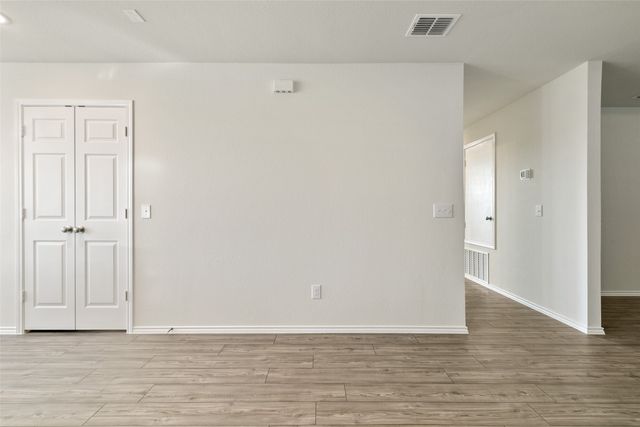 4509 Greenham Lane, Fort Worth, TX 76036