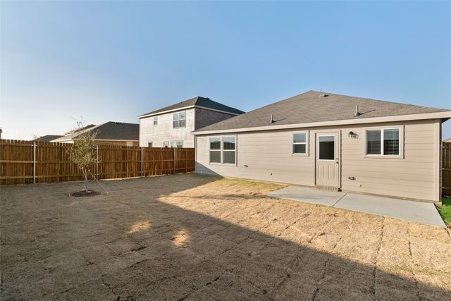 4509 Greenham Lane, Fort Worth, TX 76036