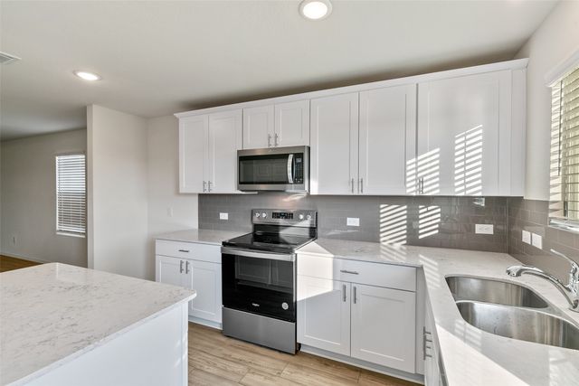 4509 Greenham Lane, Fort Worth, TX 76036