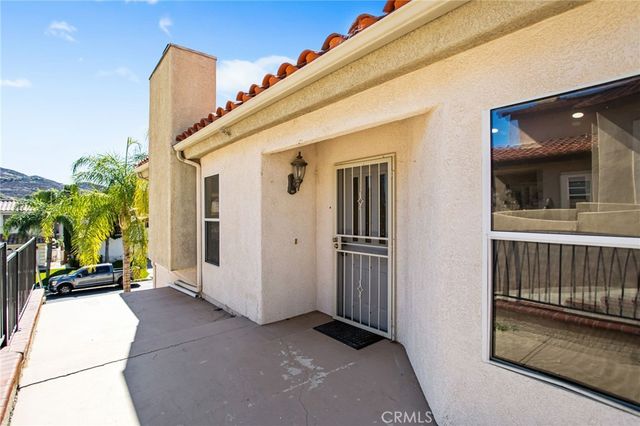 30310 Spray Drive, Canyon Lake, CA 92587