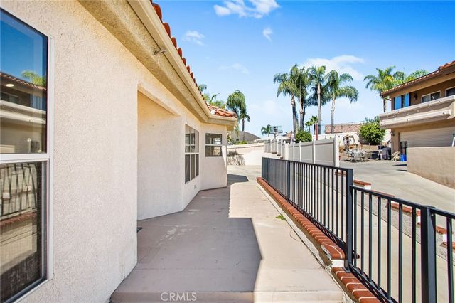 30310 Spray Drive, Canyon Lake, CA 92587