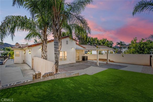 30310 Spray Drive, Canyon Lake, CA 92587