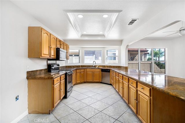 30310 Spray Drive, Canyon Lake, CA 92587