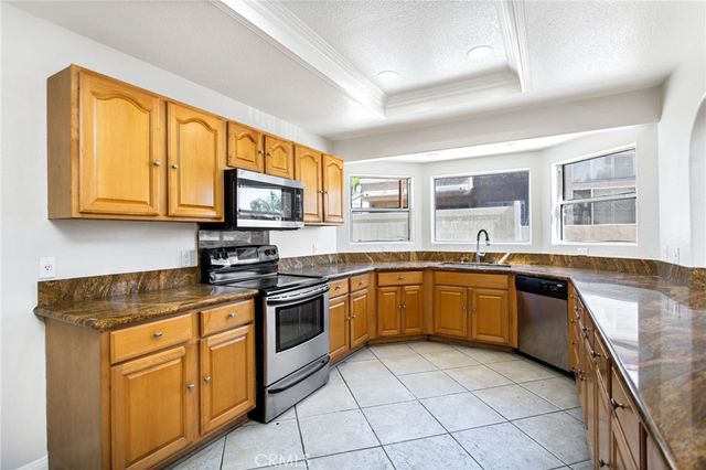 30310 Spray Drive, Canyon Lake, CA 92587