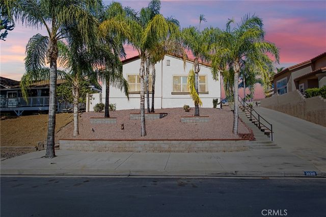 30310 Spray Drive, Canyon Lake, CA 92587