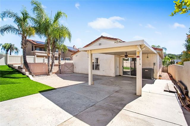 30310 Spray Drive, Canyon Lake, CA 92587