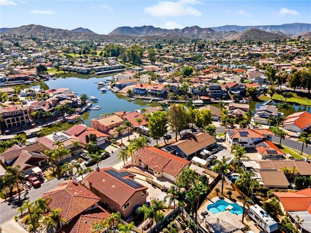 30310 Spray Drive, Canyon Lake, CA 92587