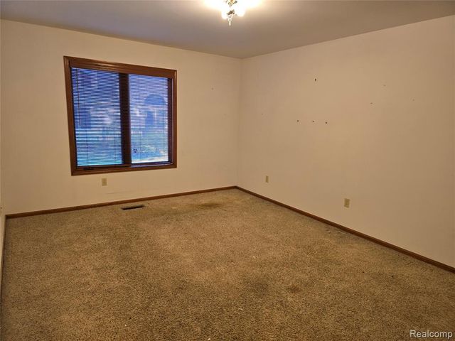 9417 Linda Drive, Davison, MI 48423