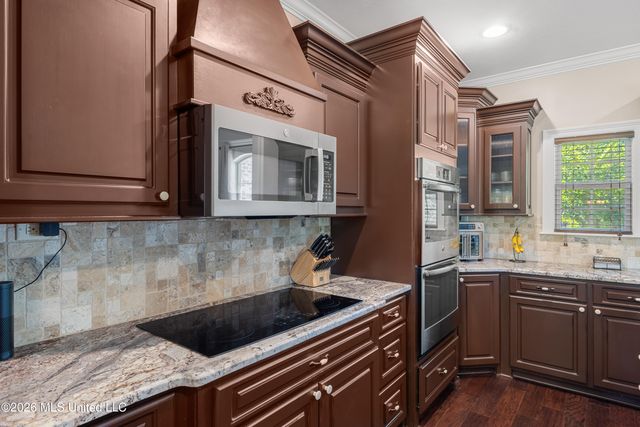26 W Donnington Court, Hattiesburg, MS 39402