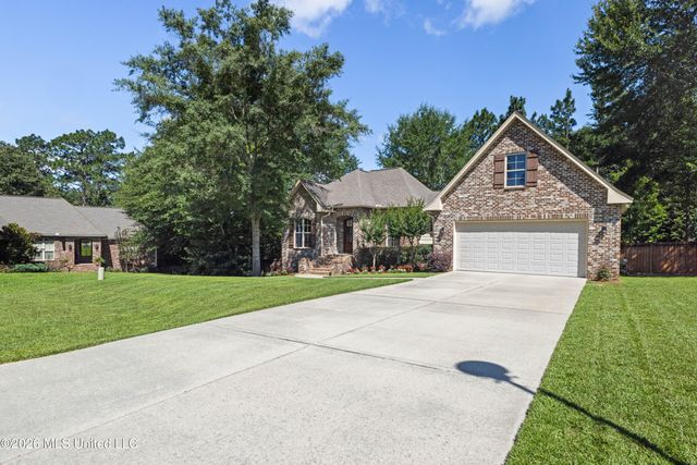 26 W Donnington Court, Hattiesburg, MS 39402