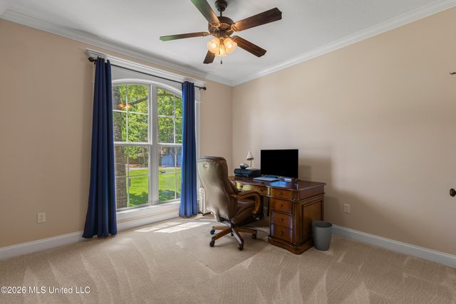 26 W Donnington Court, Hattiesburg, MS 39402