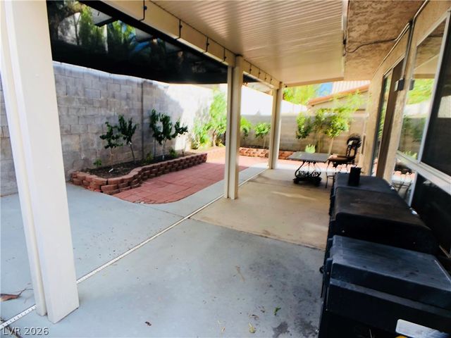 136 Villaggio Street, Henderson, NV 89074