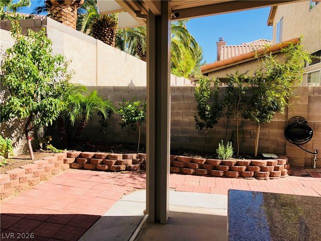 136 Villaggio Street, Henderson, NV 89074