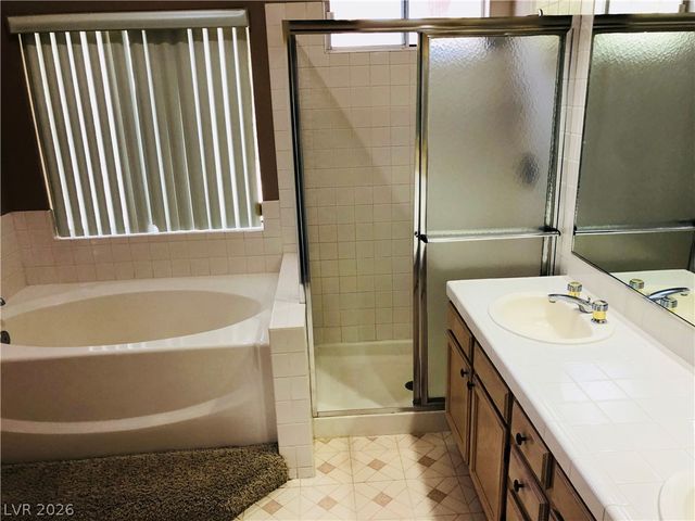 136 Villaggio Street, Henderson, NV 89074