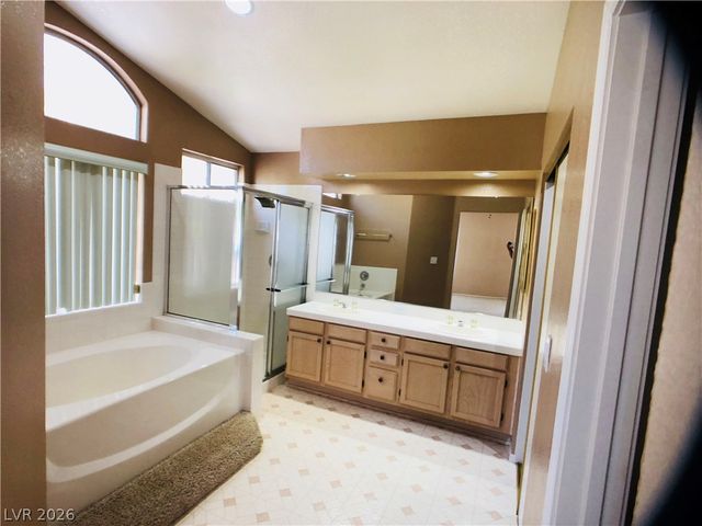 136 Villaggio Street, Henderson, NV 89074