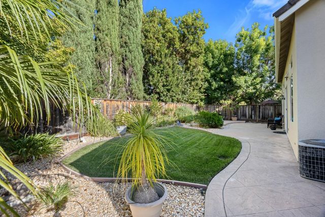 9520 Rancho Hills Drive, Gilroy, CA 95020