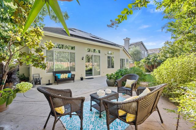 9520 Rancho Hills Drive, Gilroy, CA 95020