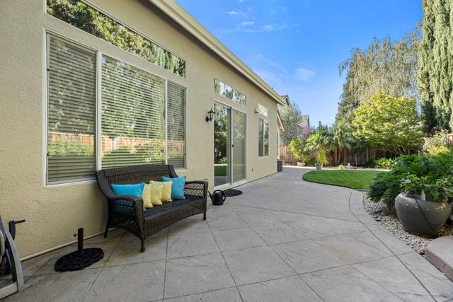 9520 Rancho Hills Drive, Gilroy, CA 95020