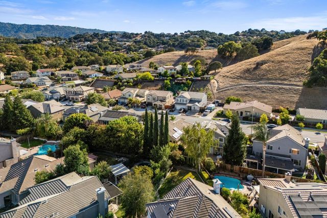 9520 Rancho Hills Drive, Gilroy, CA 95020