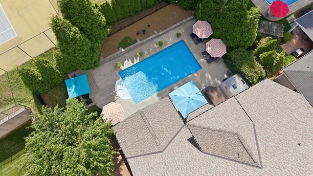 113 N Country Club Dr, Hendersonville, TN 37075