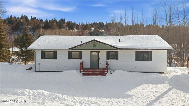 16655 Sterling Highway, Ninilchik, AK 99639