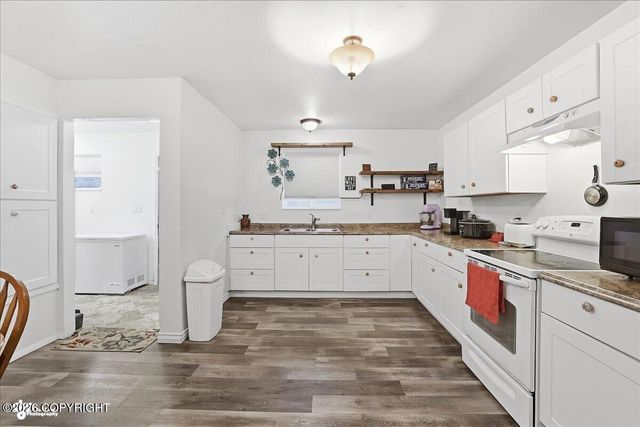 16655 Sterling Highway, Ninilchik, AK 99639