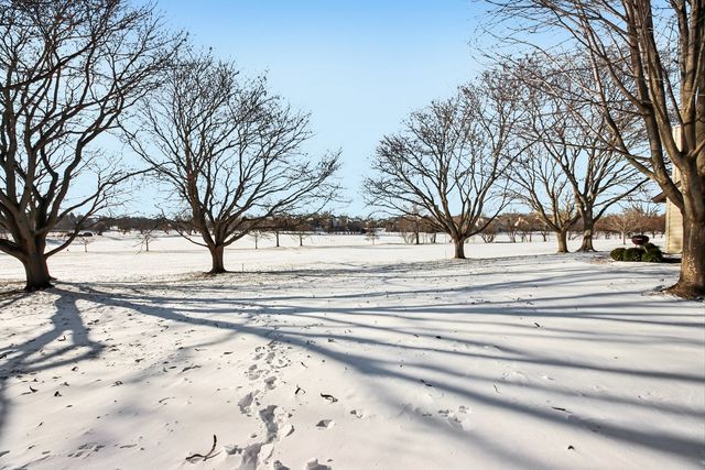 758 Chandler Road, Gurnee, IL 60031